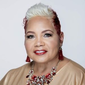 Meet your Posher, Posh